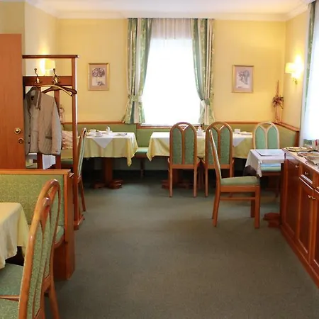 Josefa Hotel 3*