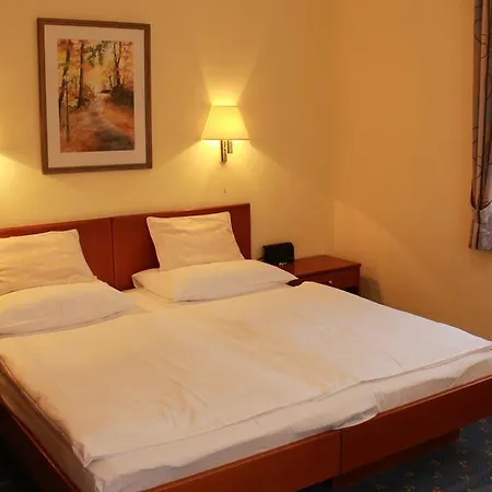 Hotel Josefa 3*